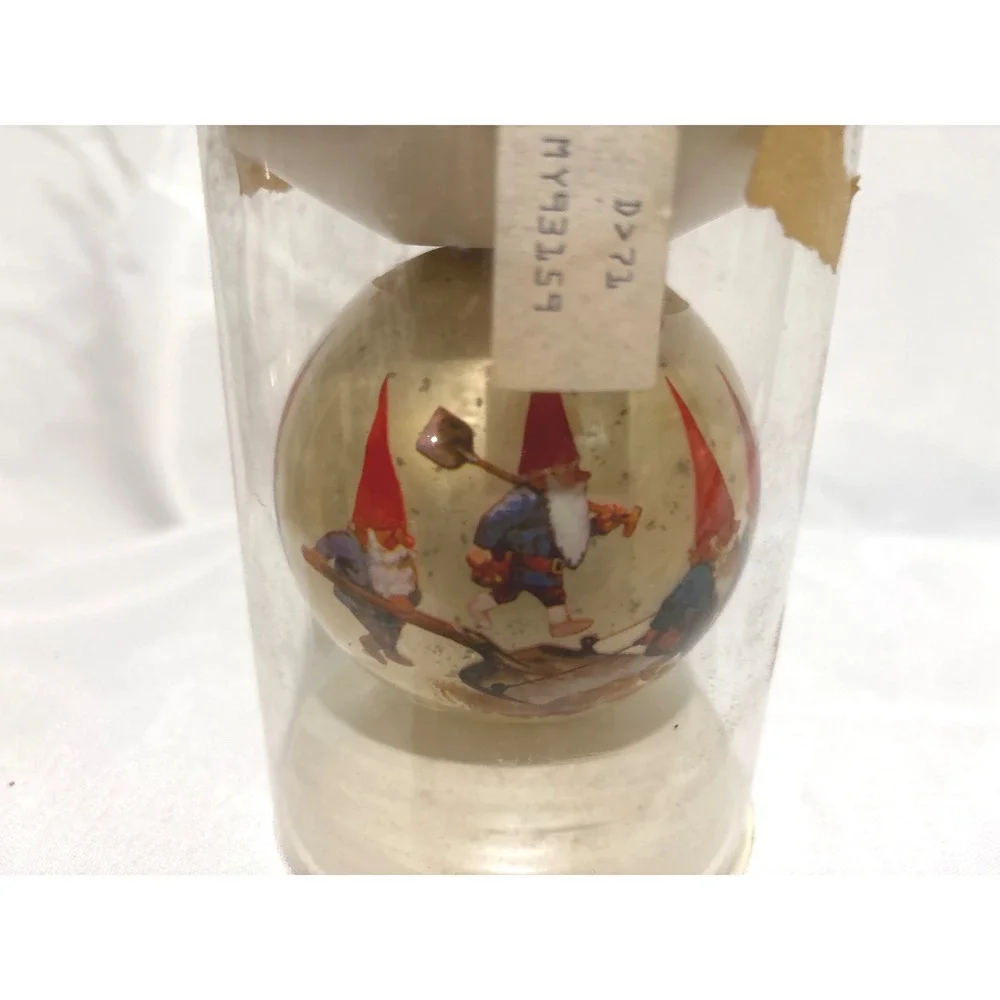 Vintage 1976 The Gnomes Collection American Greeting Glass Christmas Ornament 3